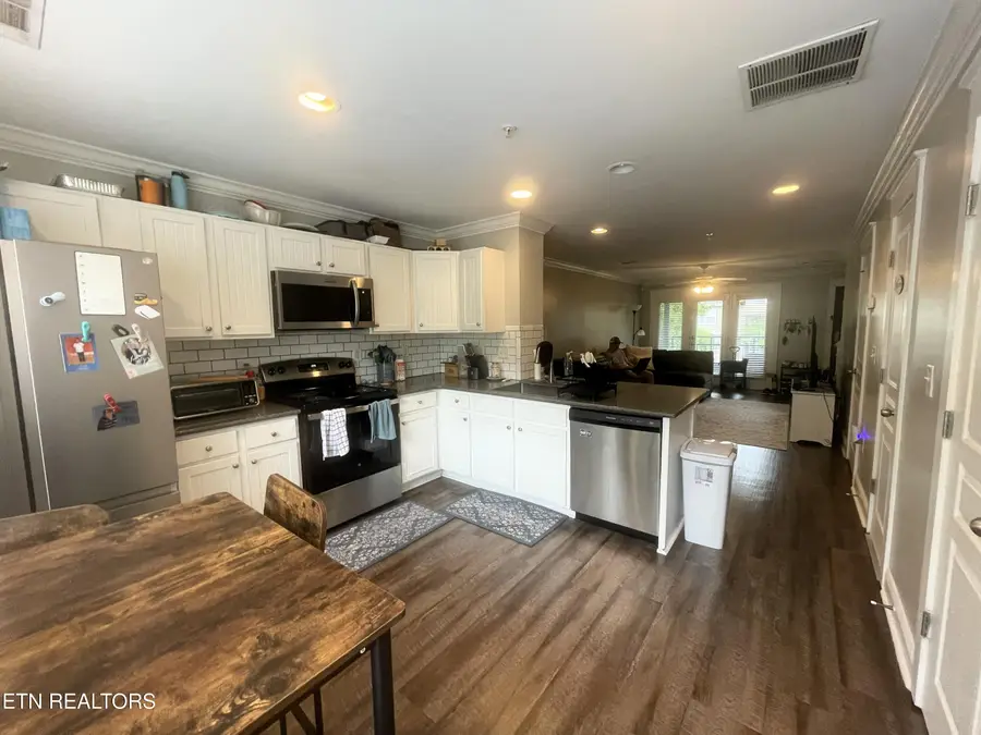 3950 Cherokee Woods Way #210, Knoxville, TN 37920 - #2