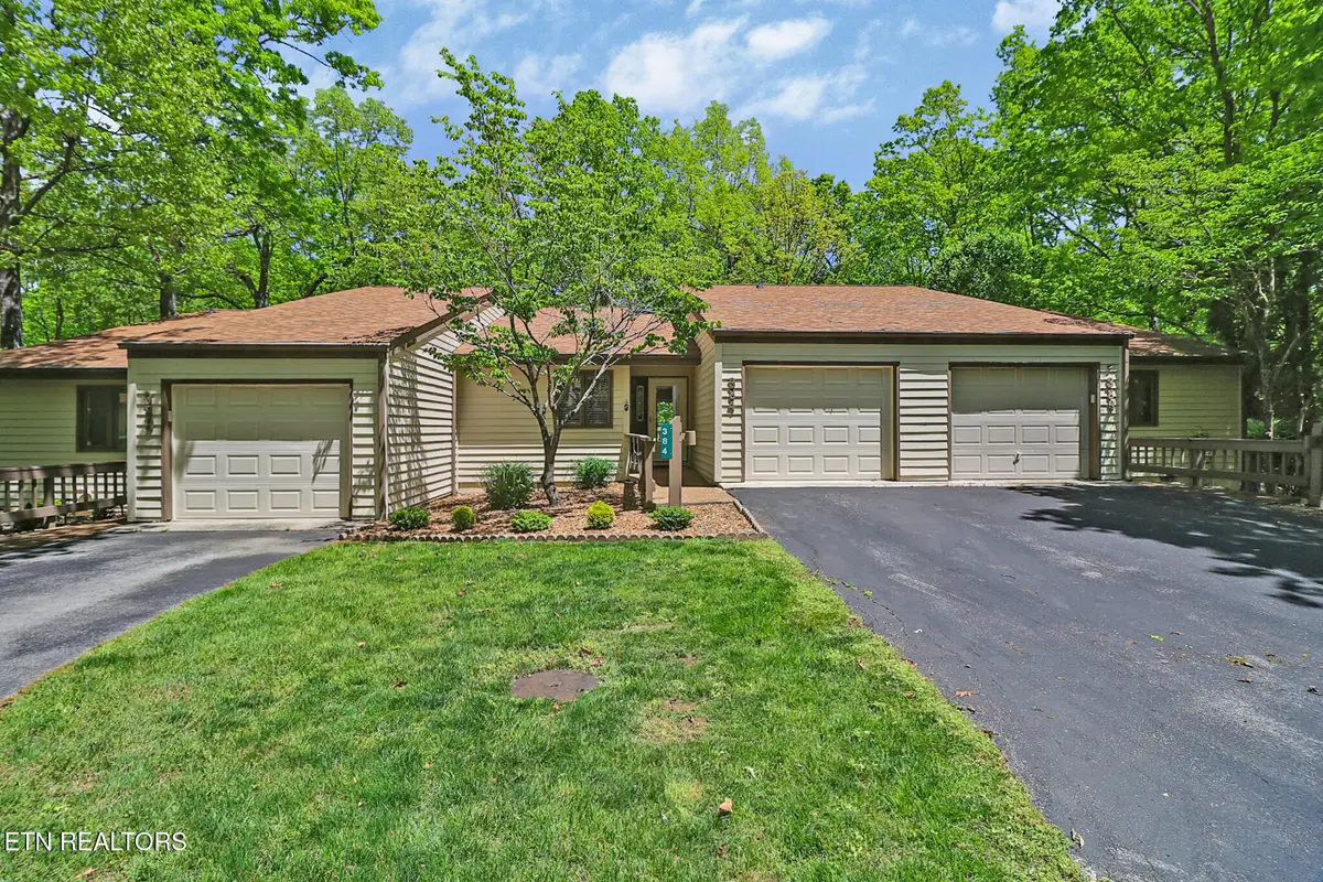 384 Lake Catherine Court, Fairfield Glade, TN 38558 - #1