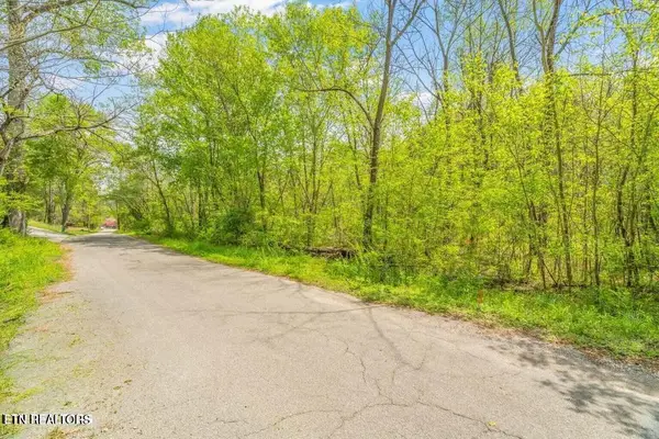 0 Hen Valley Rd #lot 1 and 2, Oliver Springs, TN 37840