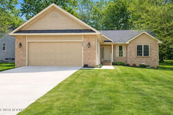 223 Forest Hill Drive, Crossville, TN 38558