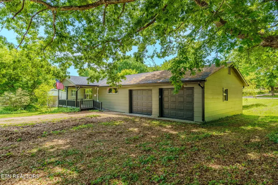 415 North Ave, Athens, TN 37303 - #2