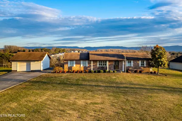 3526 Ridgeway Tr, Maryville, TN 37801