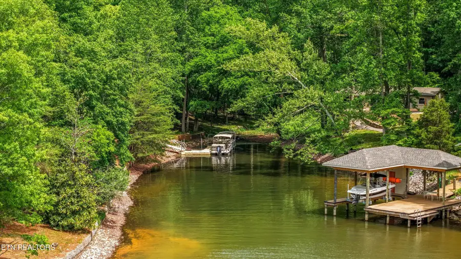 1121 S Sequoyah Drive, Friendsville, TN 37737 - #2