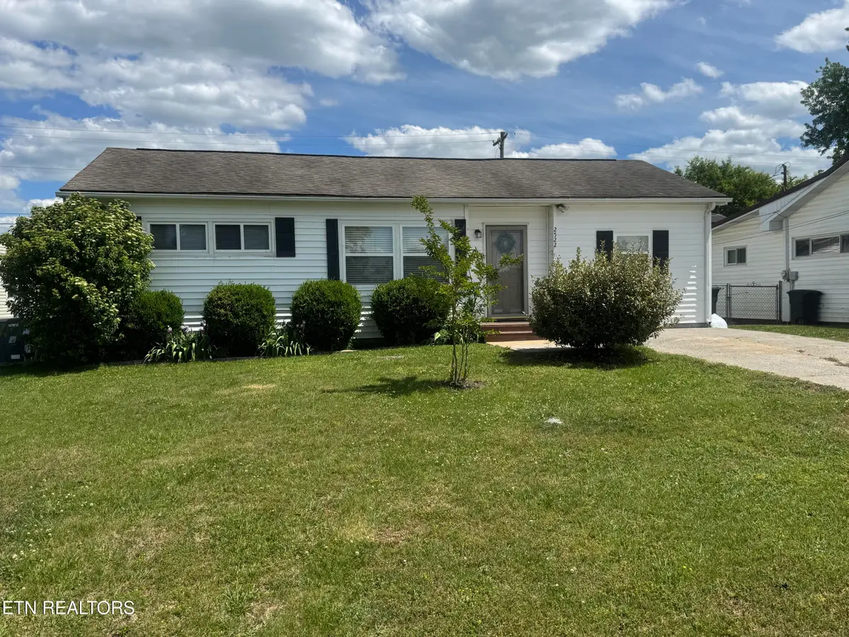 2522 Marshall St, Maryville, TN 37804 - #1