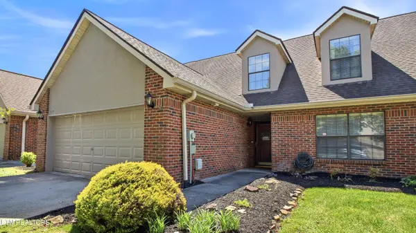 619 Farragut Commons Drive, Knoxville, TN 37934