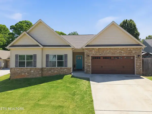 814 Mackenzie Drive, Maryville, TN 37804