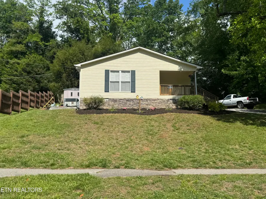 130 Crescent Rd, Norris, TN 37828 - #2