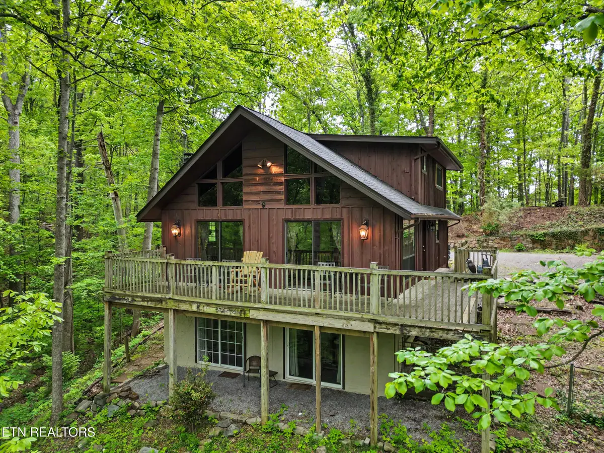 425 Hemlock Lane, Sevierville, TN 37876 - #1