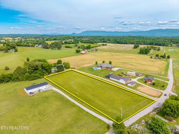 Chambers Rd, Rockford, TN 37853
