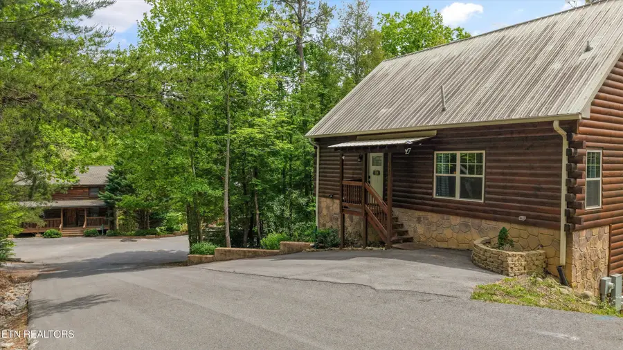 1622 Misty Hollow Way, Gatlinburg, TN 37738 - #3