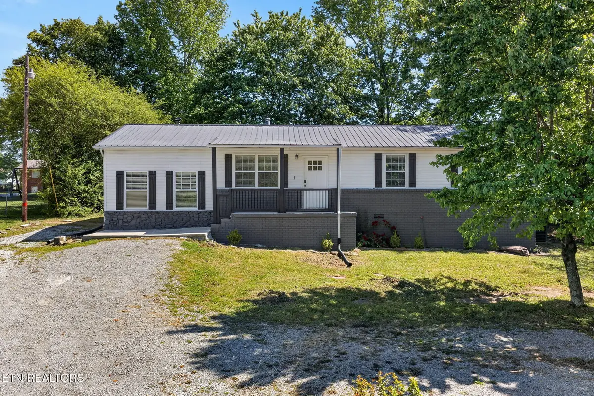 651 Prentice St, Crossville, TN 38555 - #1