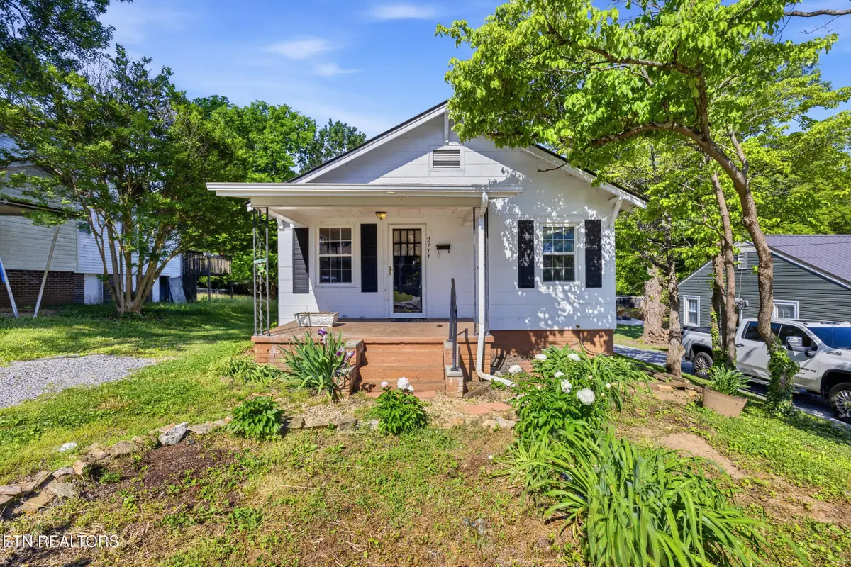 2111 Eastview Ave, Jefferson City, TN 37760 - #1