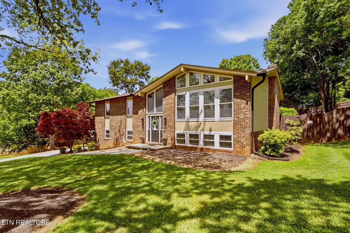 9957 Tierra Verde Drive, Knoxville, TN 37922 - #1