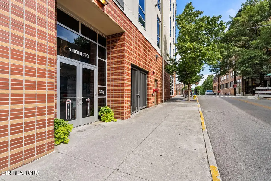 440 Walnut St #302, Knoxville, TN 37902 - #2