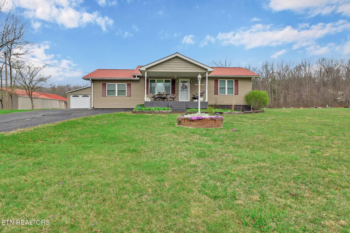 925 Unity Church Rd, Jamestown, TN 38556 - #1