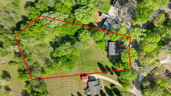 3246 4 M Circle, Kodak, TN 37764