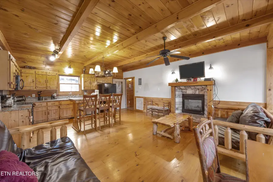 2818 Seth Rd, Pigeon Forge, TN 37863 - #3