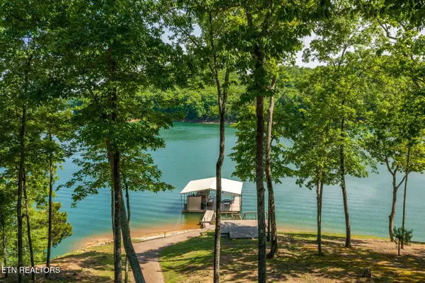 563 Norris Shores Drive, Sharps Chapel, TN 37866