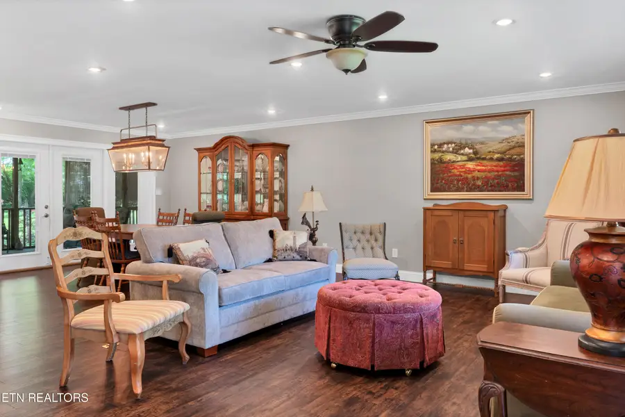 1829 Maggie St, Maryville, TN 37803 - #2