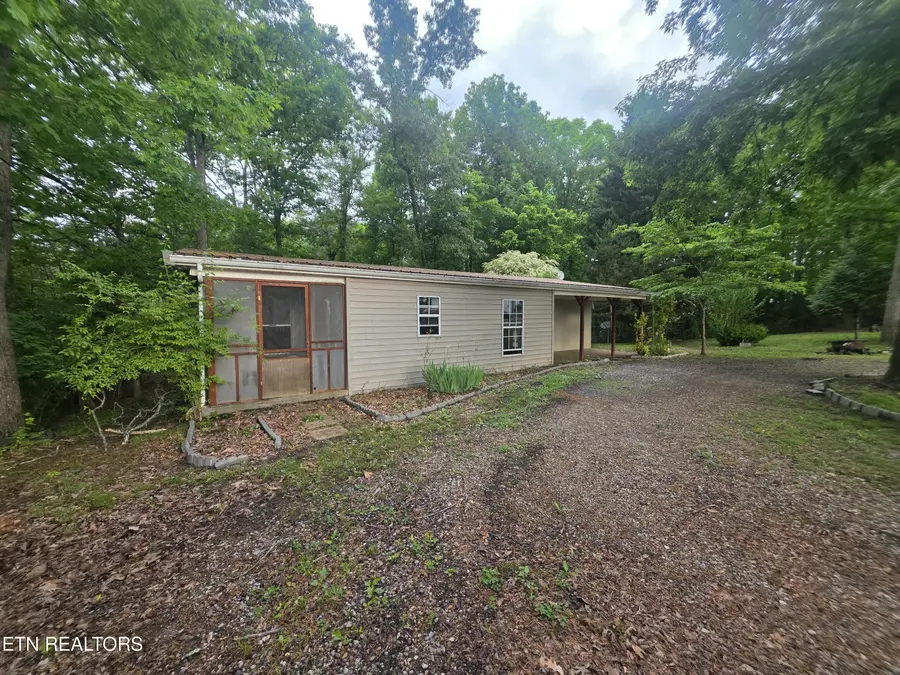 2170 Childress Rd, Dandridge, TN 37725 - #2