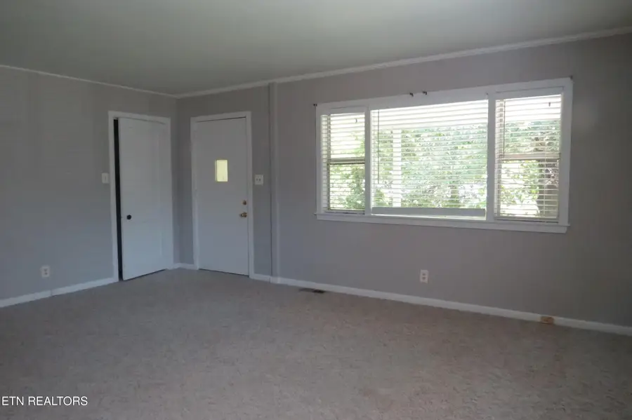 105 Thornton Rd, Oak Ridge, TN 37830 - #3