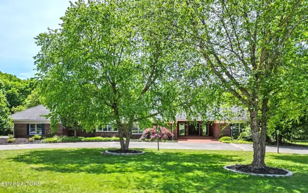 1320 Dunbarton Drive, Maryville, TN 37803