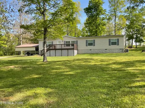 384 Virgil Smith Rd, Crossville, TN 38571