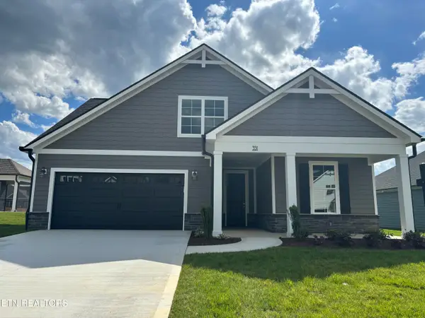 351 Trillium Tr, Lenoir City, TN 37771