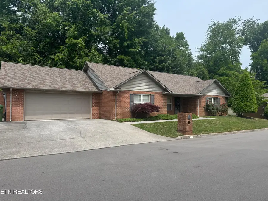 170 Manchester Drive, Maryville, TN 37803 - #2