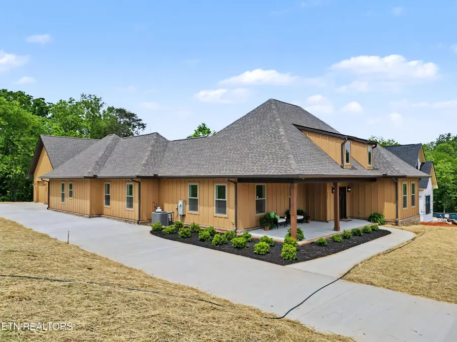 1247 Herbert Drive, Greenback, TN 37742 - #3