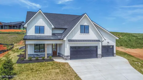 178 Purple Iris Place, Loudon, TN 37774