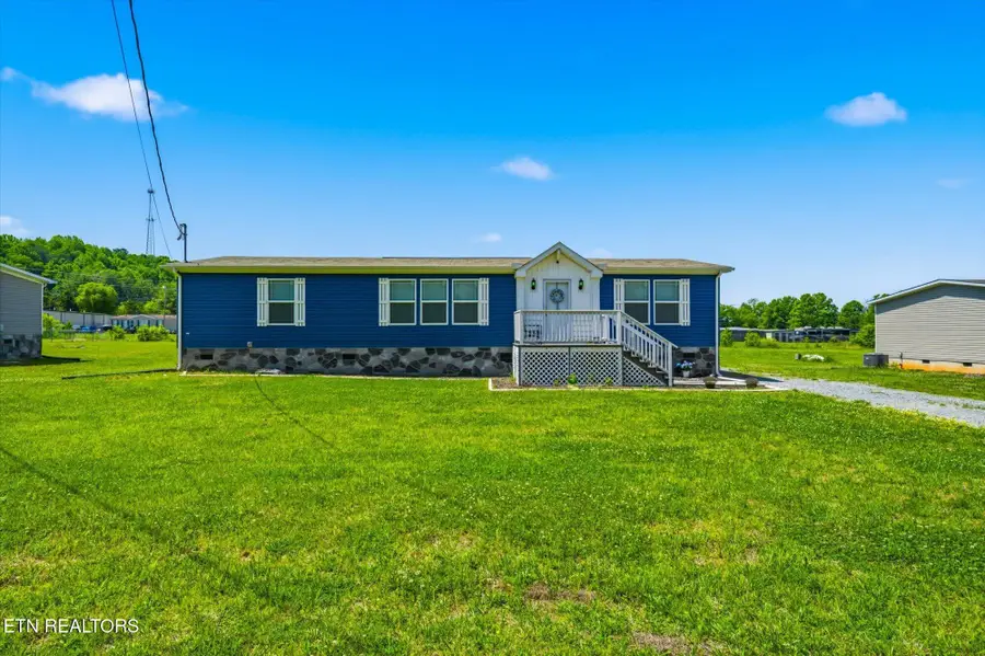 1463 Old Newport Hwy, Dandridge, TN 37725 - #2
