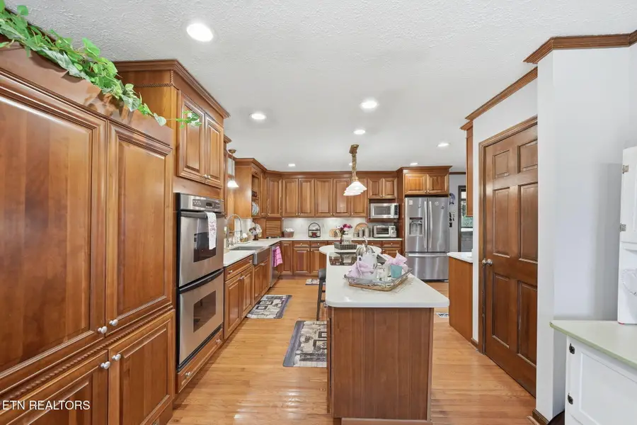 611 Providence Rd, Cumberland Gap, TN 37724 - #3