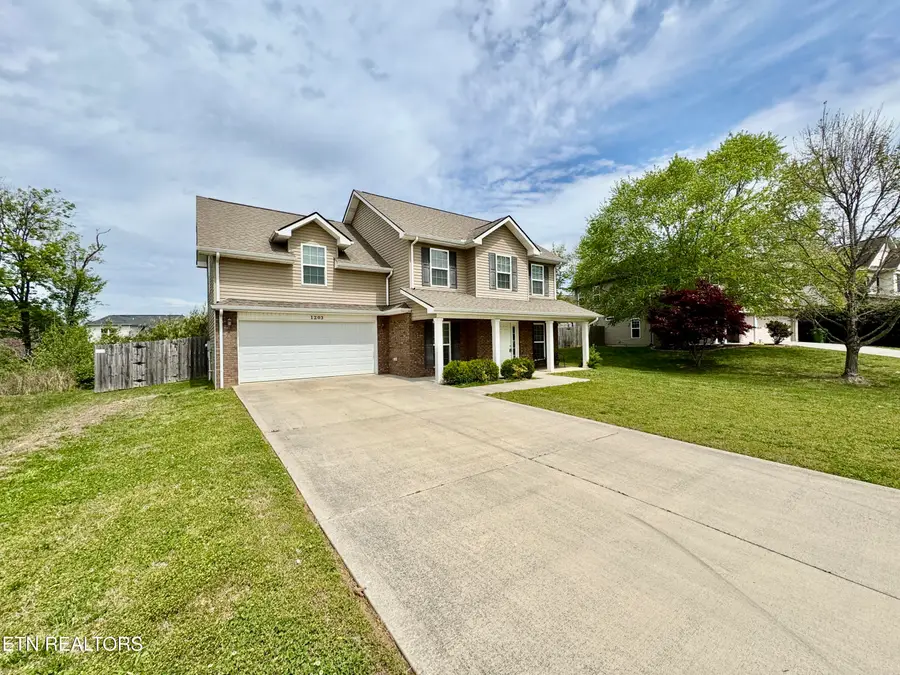 1203 Elsborn Ridge Rd, Maryville, TN 37801 - #2
