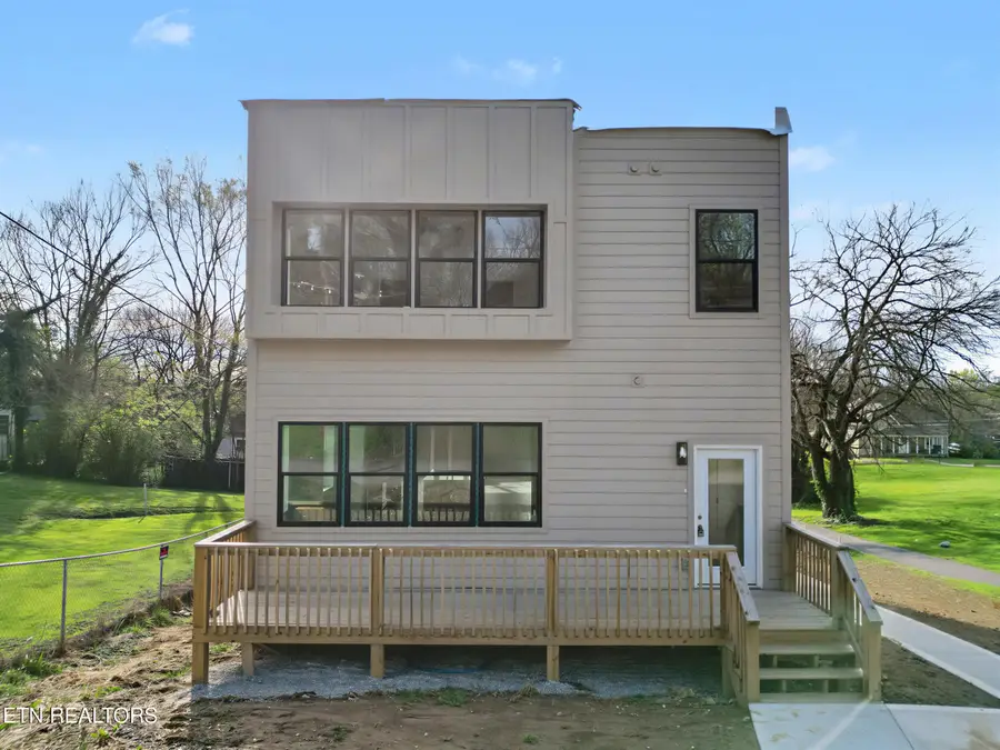 2816 Nichols Ave, Knoxville, TN 37917 - #3
