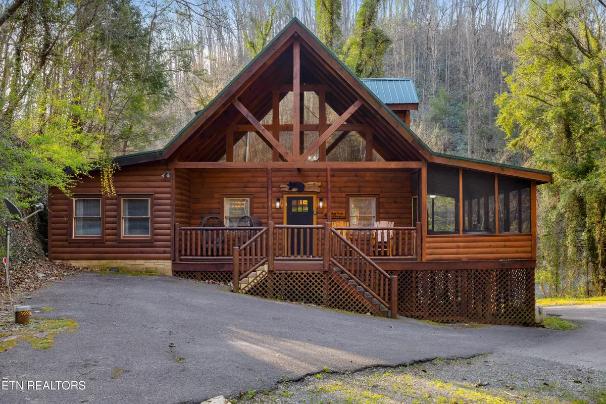 401 King Branch Rd, Sevierville, TN 37876 - #1