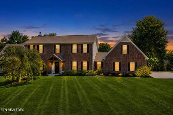 9200 Countryway Drive, Knoxville, TN 37922