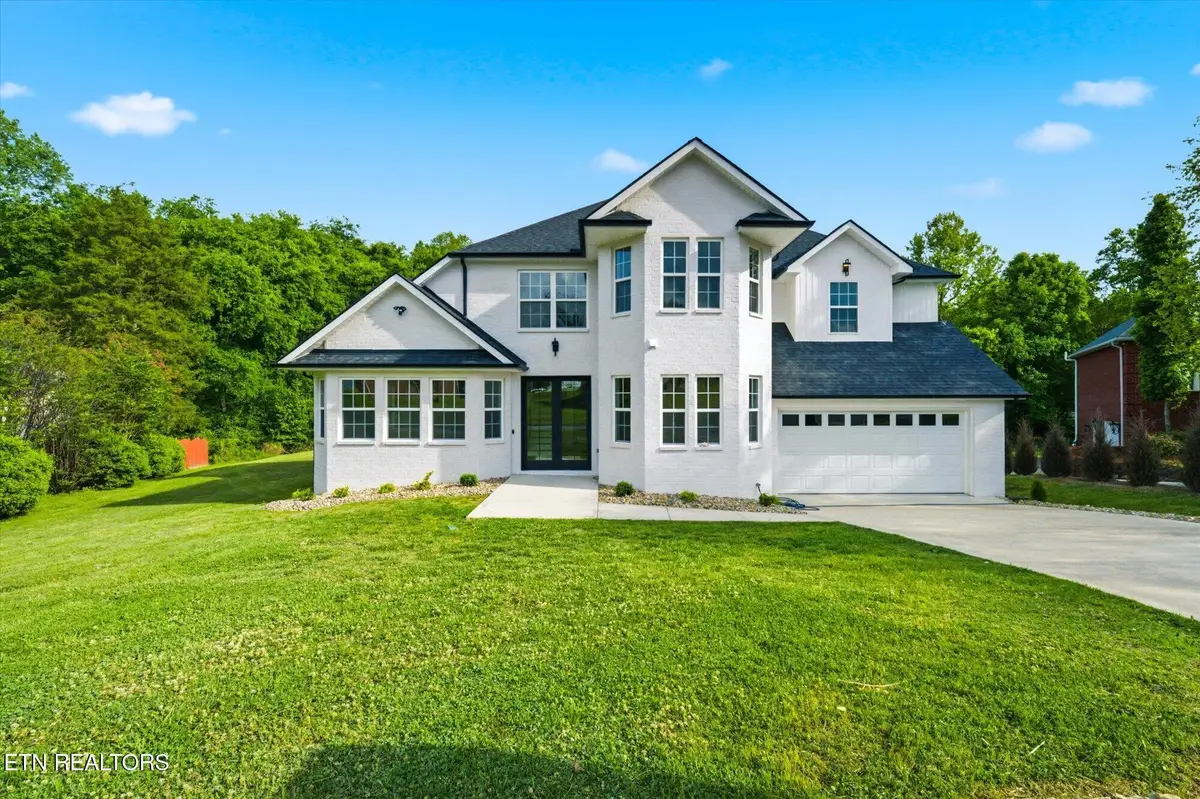 3636 S Creek Rd, Knoxville, TN 37920 - #1