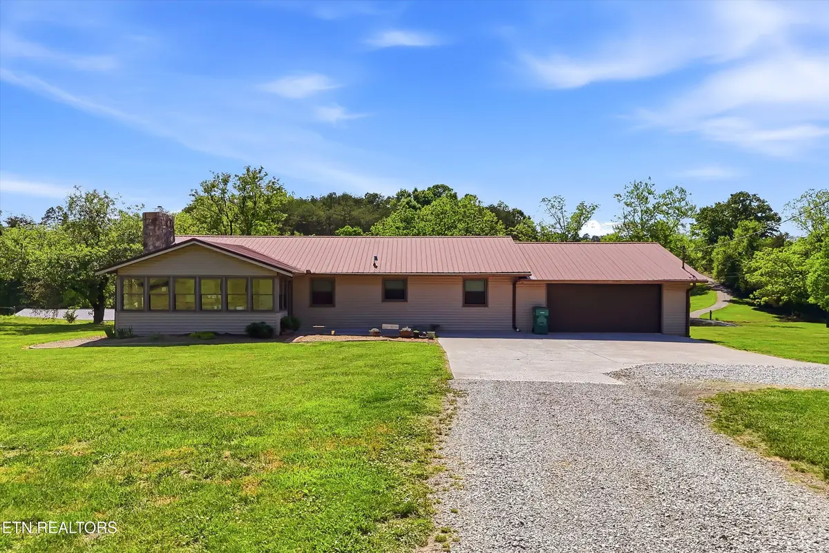 5321 Roberts Rd, Corryton, TN 37721 - #1
