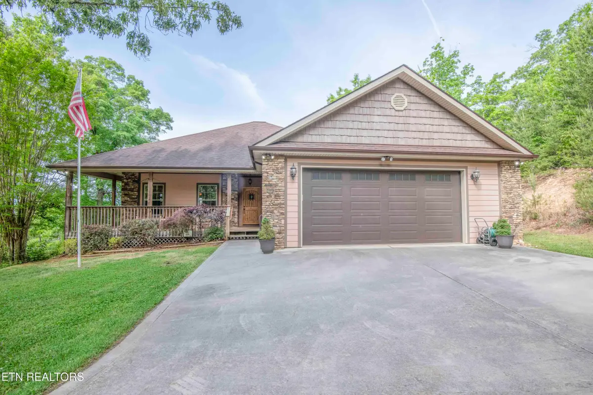 1033 Shell Mountain Rd, Sevierville, TN 37876 - #1