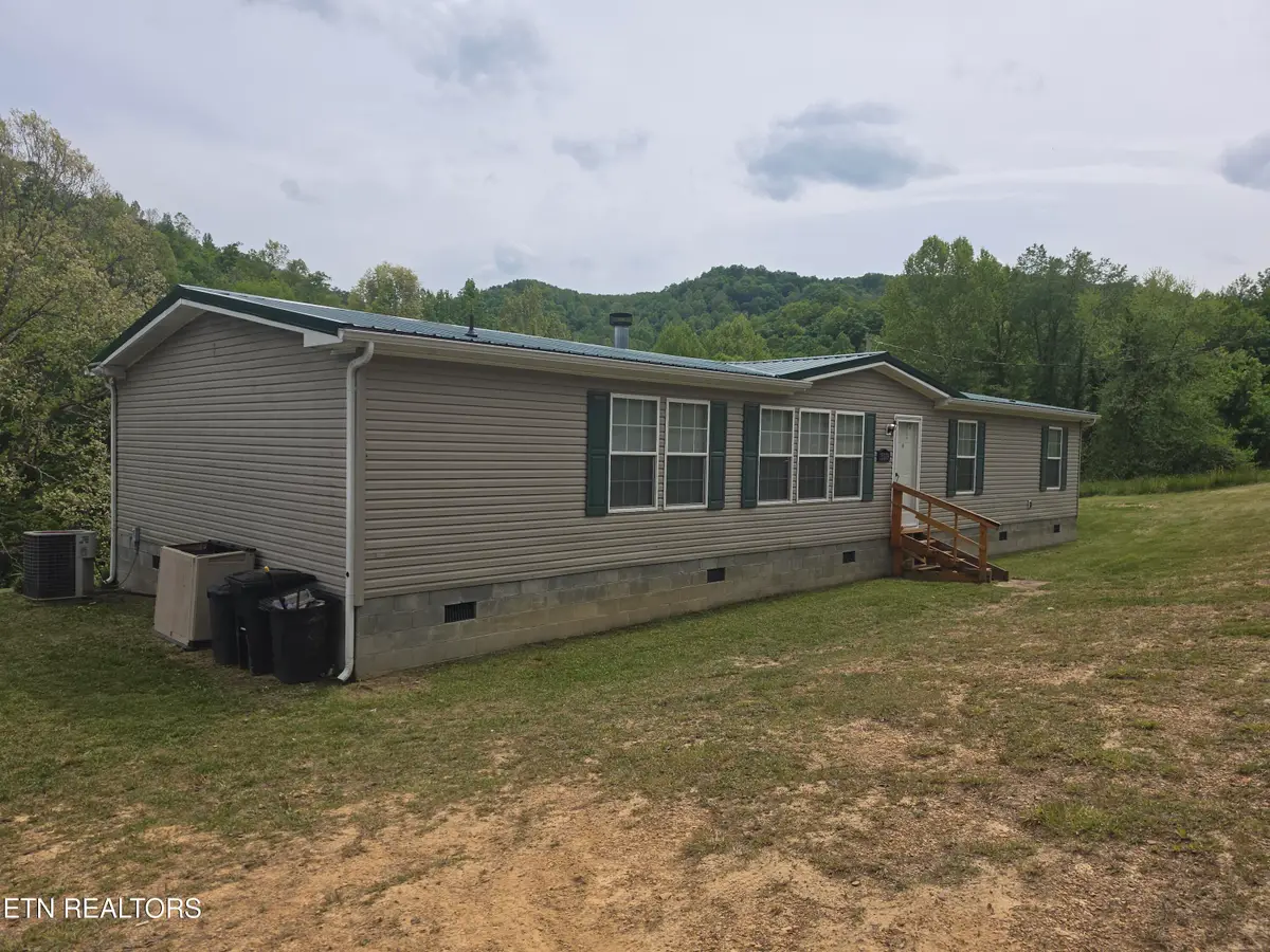13179 State Highway 190, Pineville, KY 40977 - #1