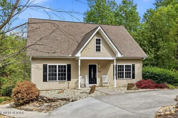 210 Wahuhu Lane, Loudon, TN 37774