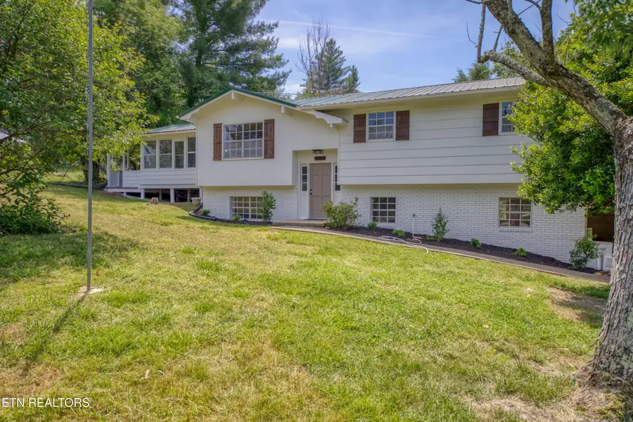 808 Williamson Chapel Rd, Maryville, TN 37801 - #2