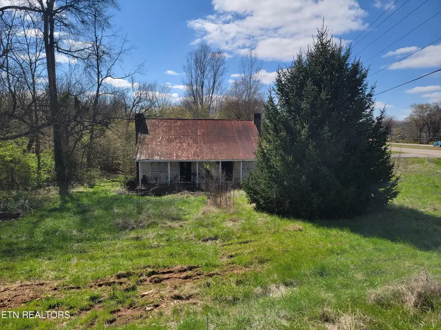 915 W Hwy 11 E, New Market, TN 37820 - #3