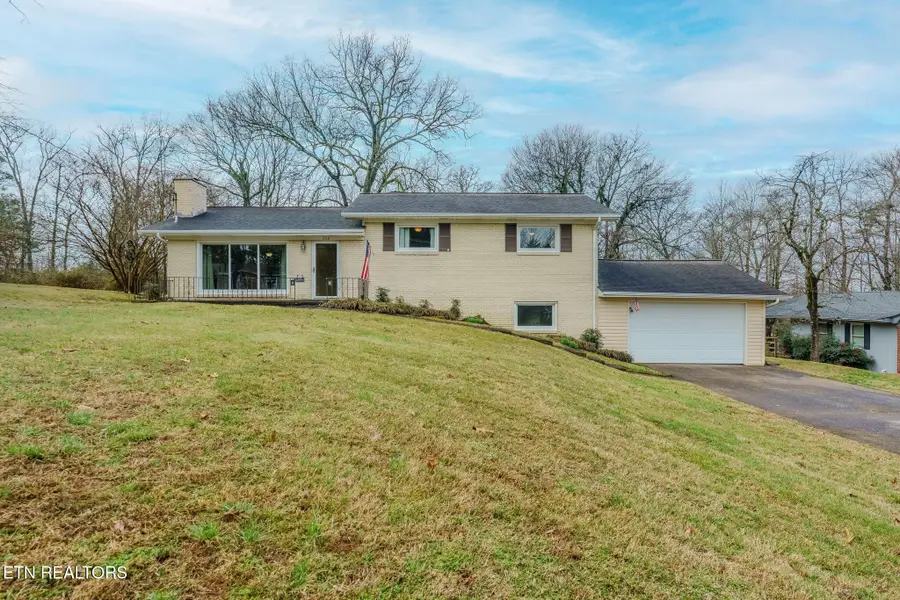 332 Crestview Rd, Knoxville, TN 37934 - #2