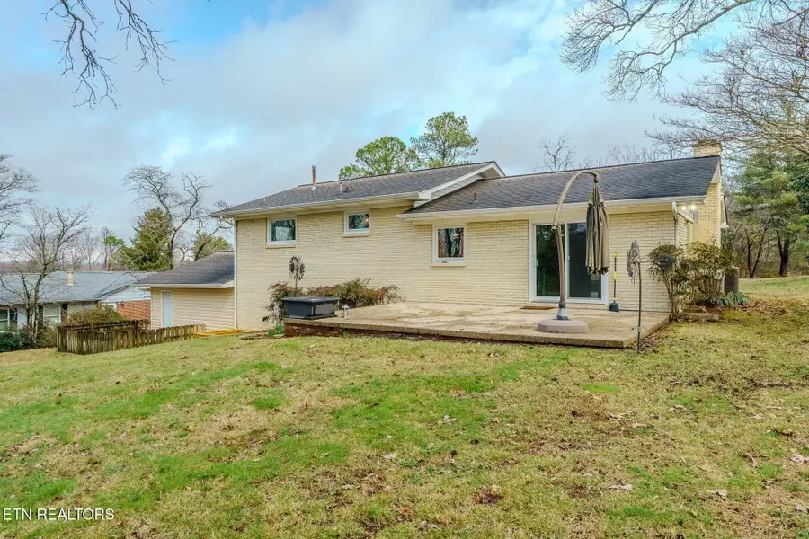 332 Crestview Rd, Knoxville, TN 37934 - #3