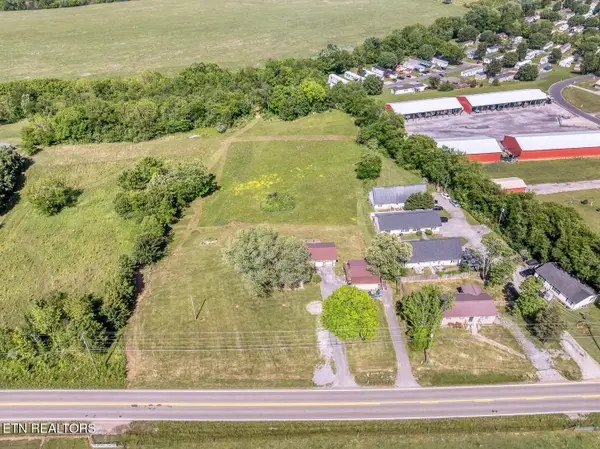 Boyds Creek Hwy, Sevierville, TN 37876