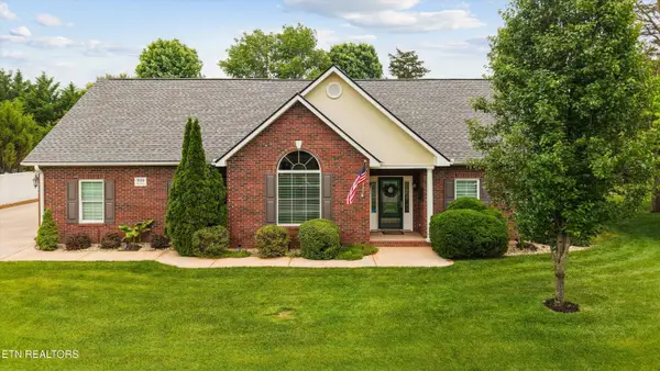 7030 Wyndham Pointe Lane, Knoxville, TN 37931