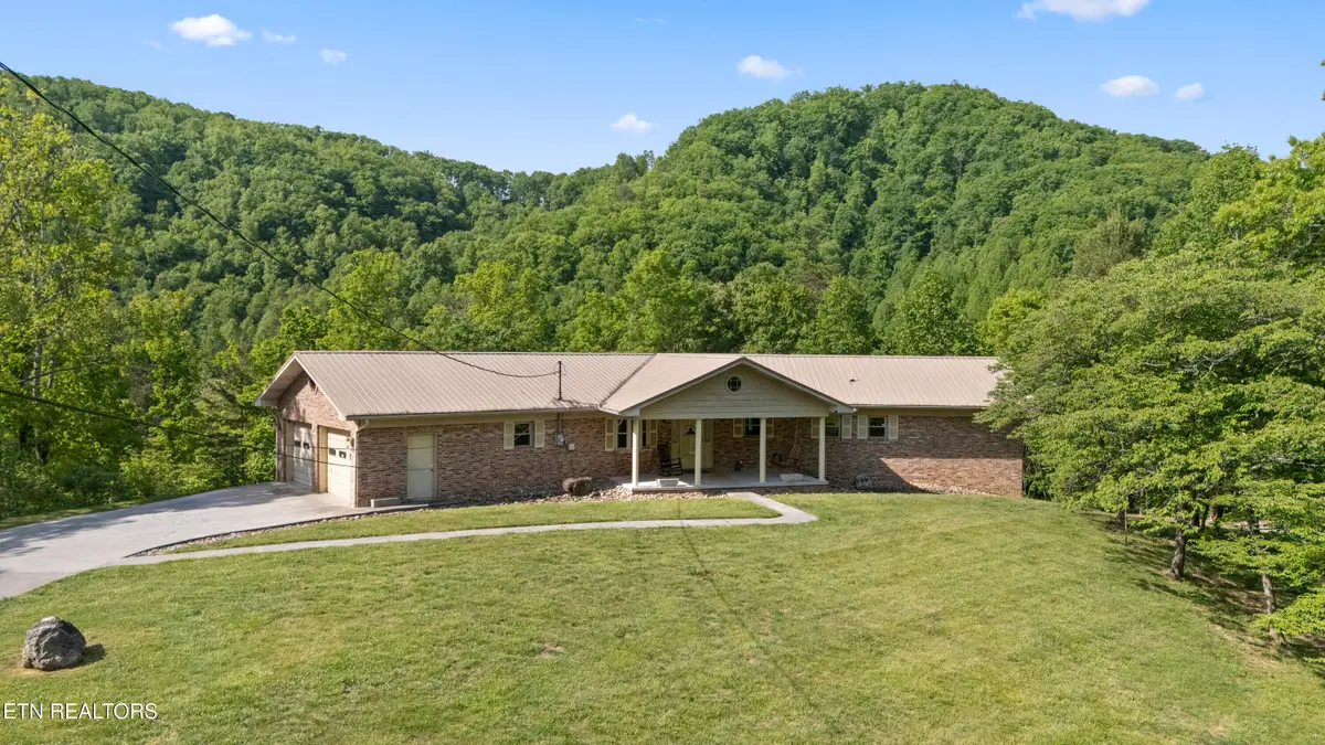 1181 Pine Mountain Road, Sevierville, TN 37862 - #1