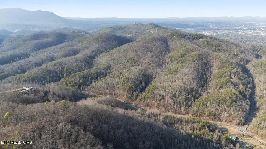 1145 Little Cove Rd, Sevierville, TN 37862 - #3
